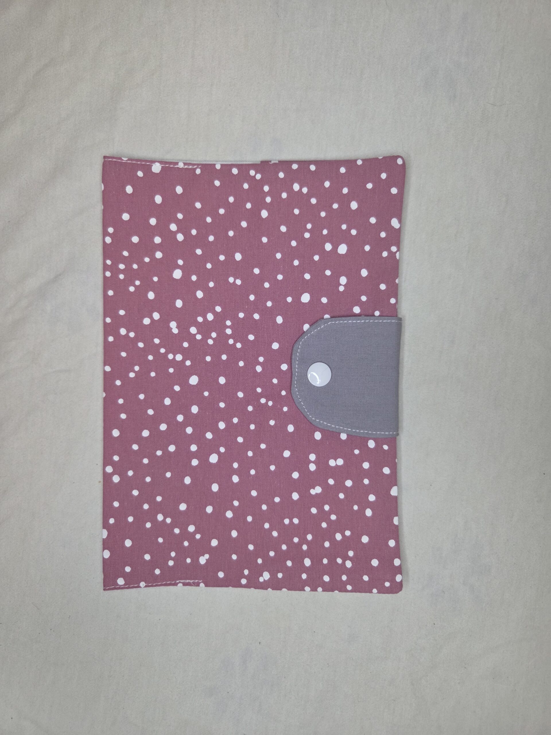 Várandósgondozási könyv borító rózsaszín pöttyös szürkével